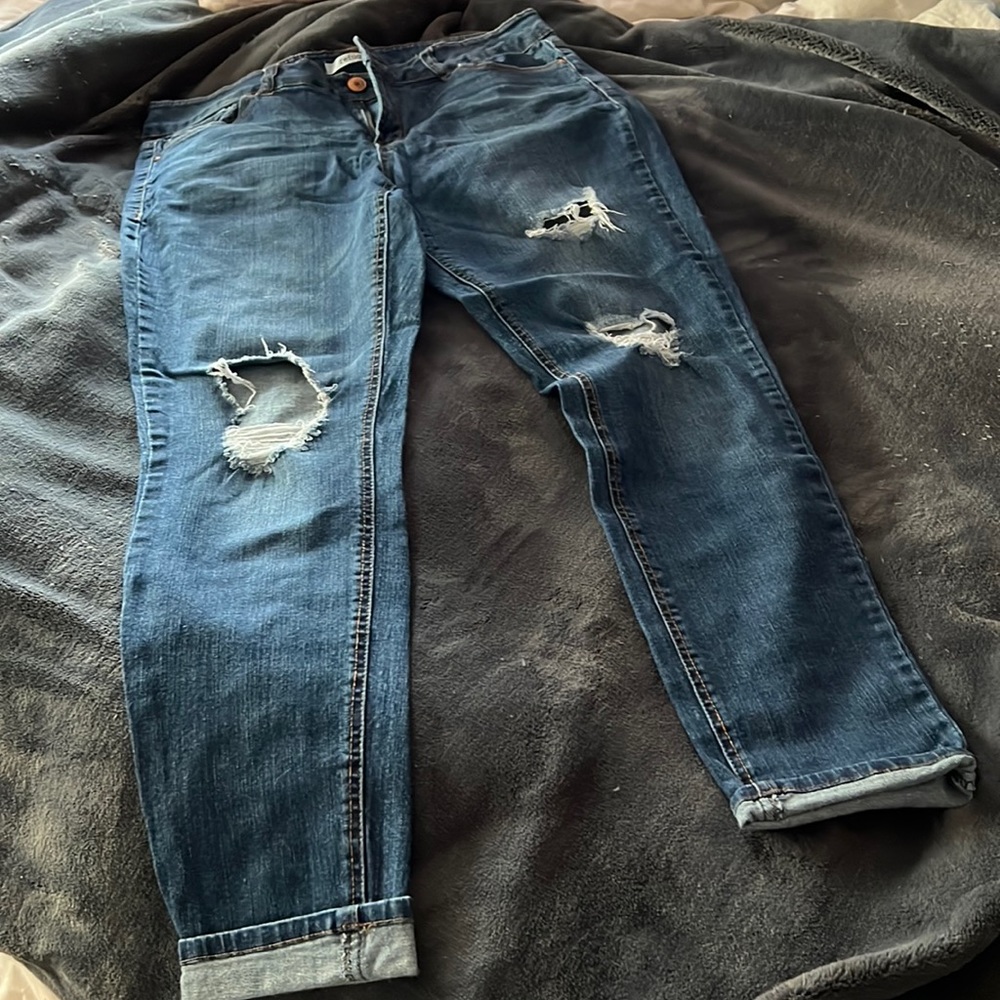 Refuge distressed stretch jeans.